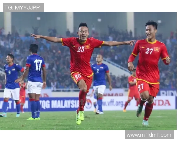 澳大利亚与伊朗足球赛精彩直播全程回顾与分析 澳大利亚与伊朗足球赛精彩直播全程回顾与分析