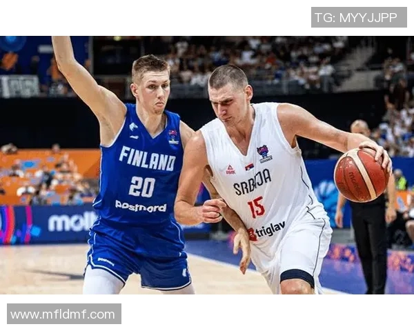 男篮蓝队迎战塞尔维亚强强对决引发球迷热议与期待 男篮蓝队迎战塞尔维亚强强对决引发球迷热议与期待