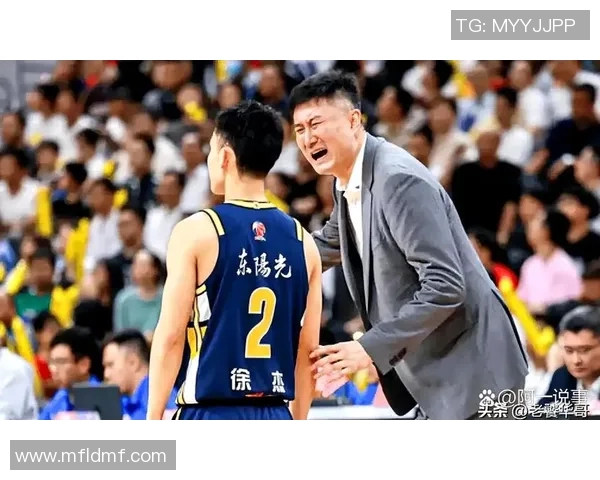 CBA焦点对决北京队迎战广东队谁能在巅峰之战中笑到最后